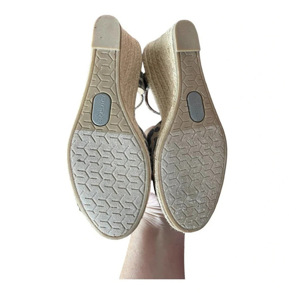 Adam Tucker Women's Bethany Leopard Print Espadrilles NWOB Size 9 - Picture 6 of 6